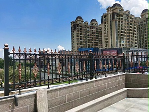 别墅铝艺围栏