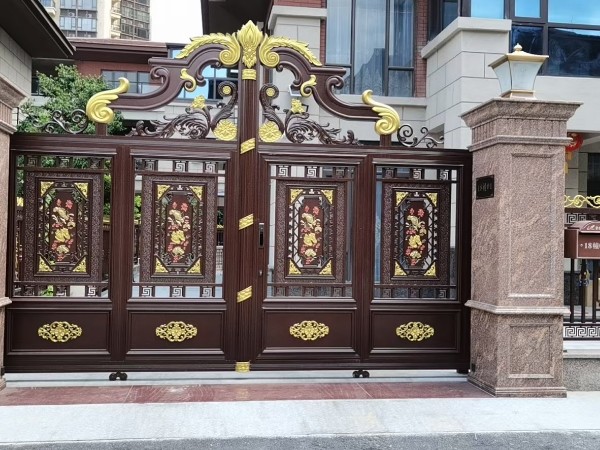 铝合金大门